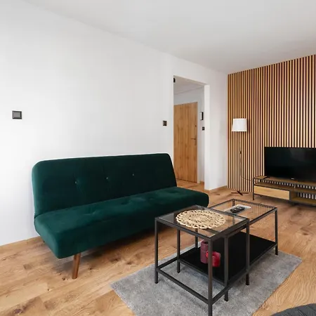 Apartman Comfortable Two-bedroom By Renters