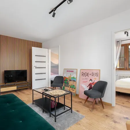 Apartman Comfortable Two-bedroom By Renters
